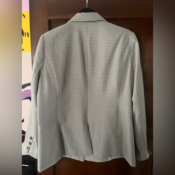 EverEve Blazer 😍 - Picture 4 of 4